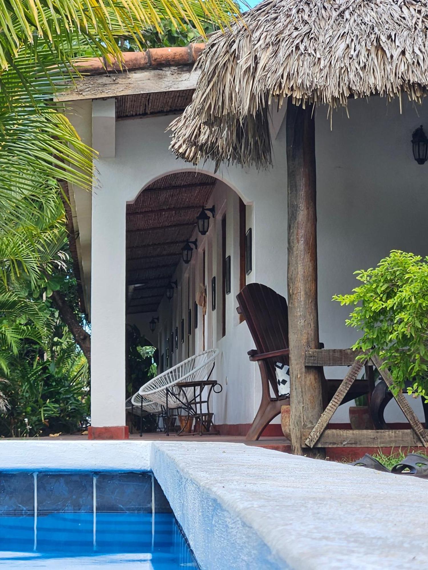 Hotel Tranquilo Las Penitas Luaran gambar