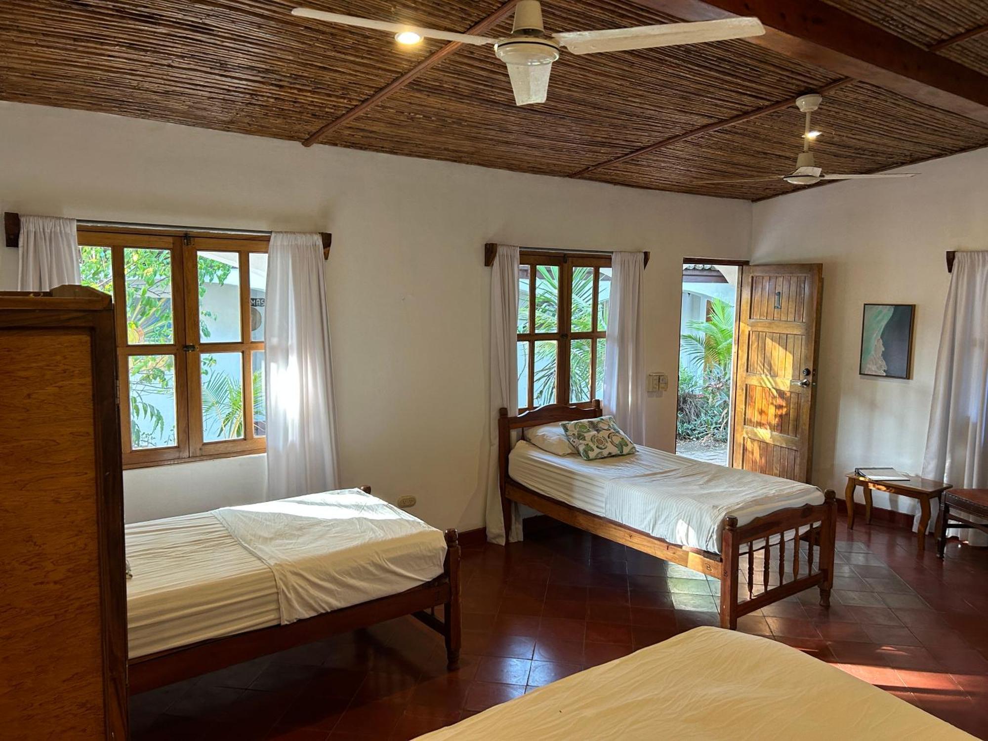 Hotel Tranquilo Las Penitas Luaran gambar