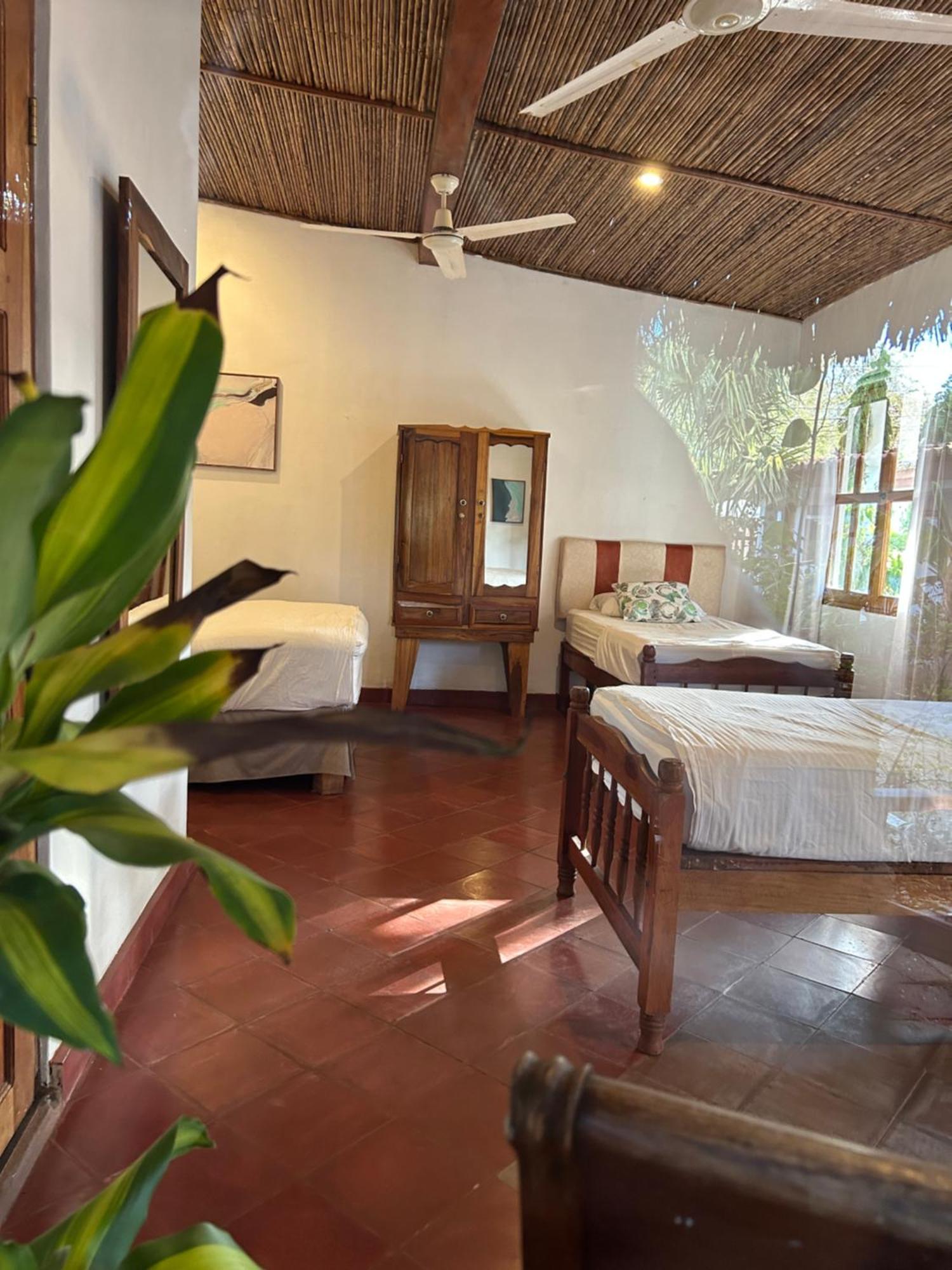 Hotel Tranquilo Las Penitas Luaran gambar